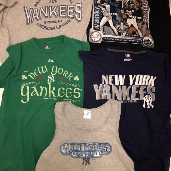 majestic yankees shirt